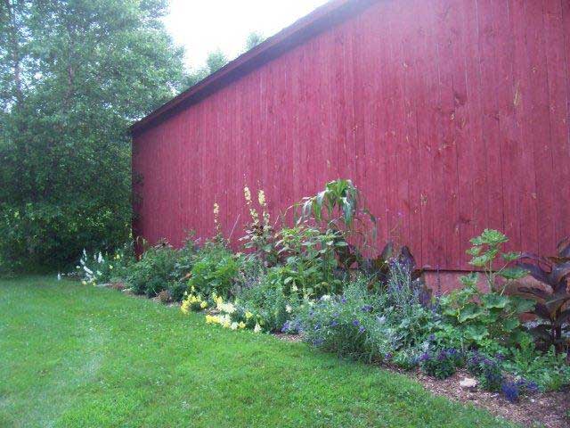 Vegetable, fruit and cutting gardens 